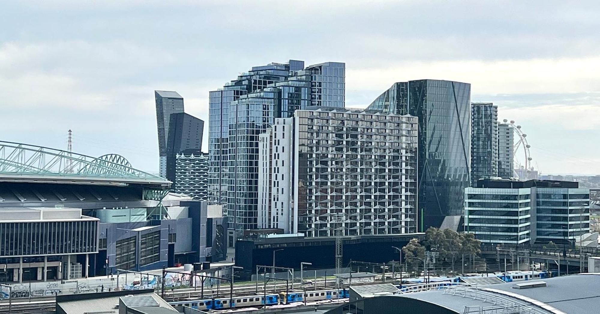 Readyset Apartments At Madison 墨尔本 外观 照片