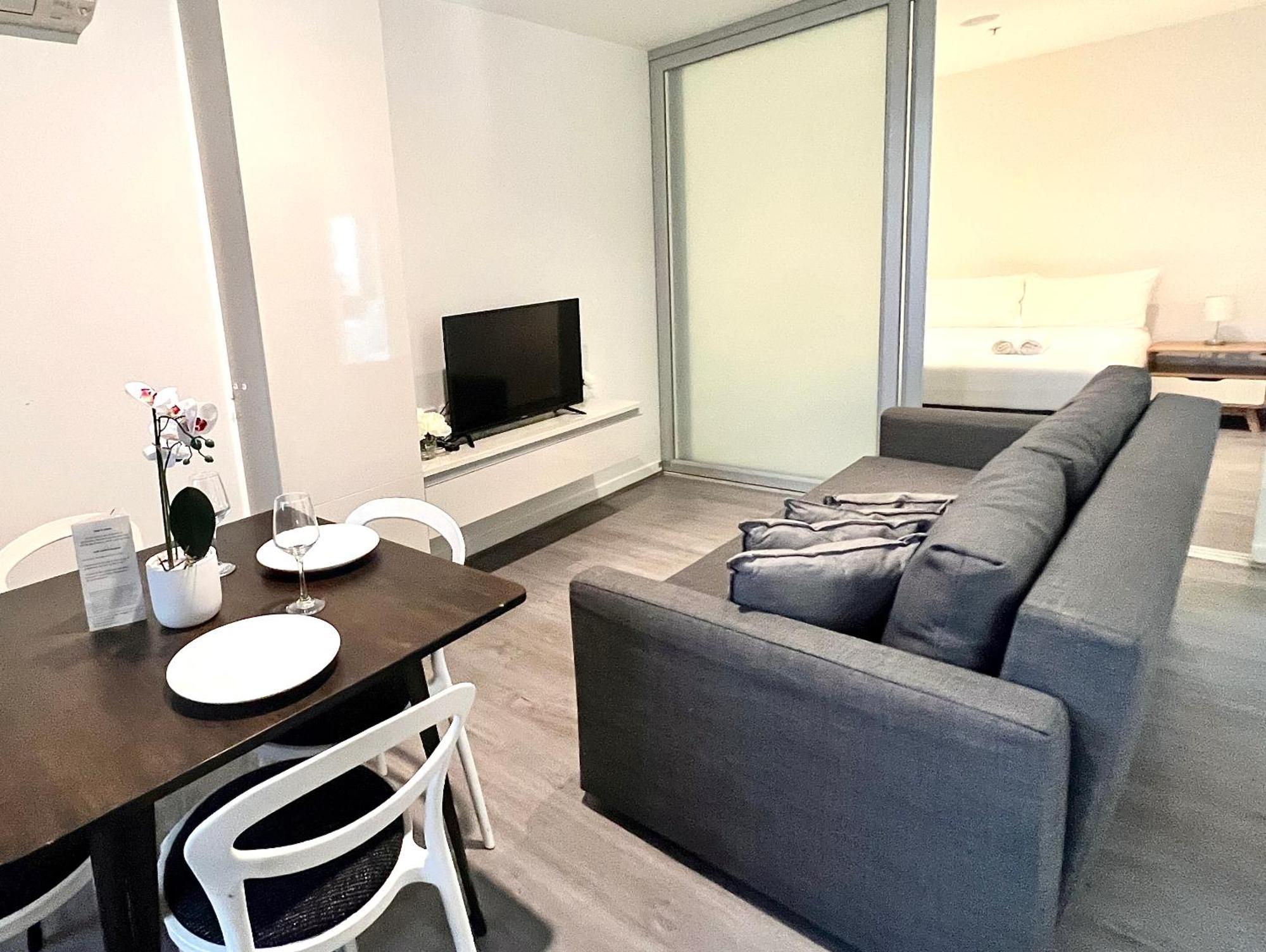Readyset Apartments At Madison 墨尔本 外观 照片